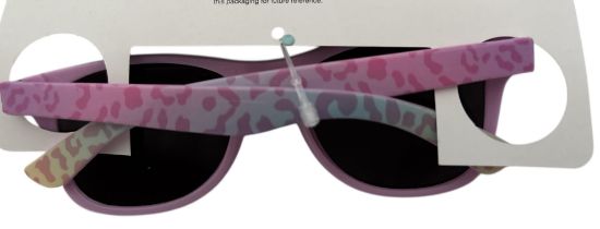Picture of pink leopard print girls sunglasses NEW pink leopard print design
