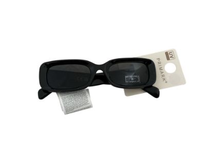 Picture of ladies chunky Black square sunglasses NEW