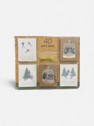 Picture of 40 x Christmas Gold Gift Tags Gold Twine Traditional Family Christmas Scene