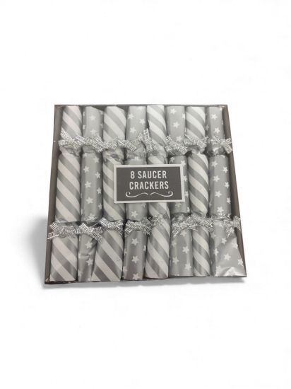 Picture of 8 x Saucer Christmas Crackers silver white stars Christmas saucer crackers